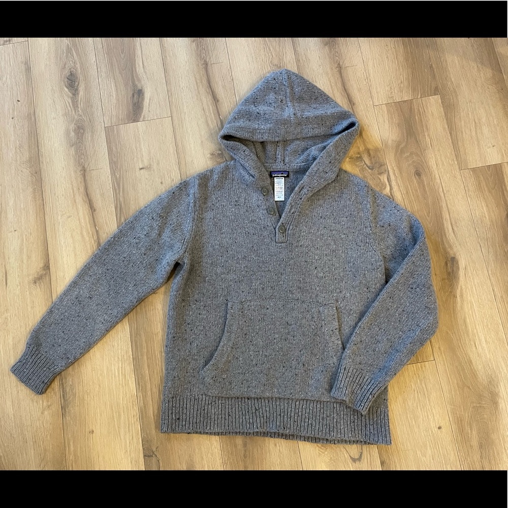 Grey Patagonia Pullover